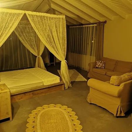 מלון Maia Hotel